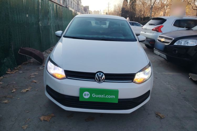Used Volkswagen Polo 2014 1.4L Manual Fashion Edition

