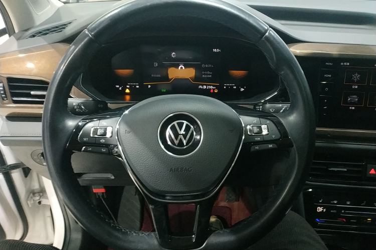 Used Volkswagen Tharu 2022 280TSI Two-Wheel-Drive Luxury Edition