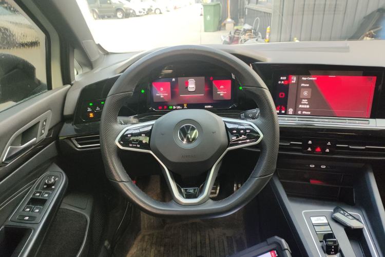 Used Volkswagen Golf 2023 Facelift 280TSI DSG R-Line Lite