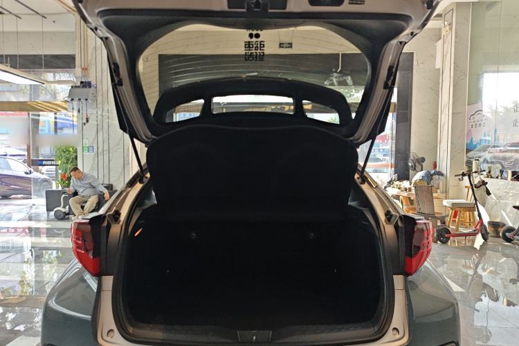 Used Toyota C-HR 2021 2.0L Luxury Edition
