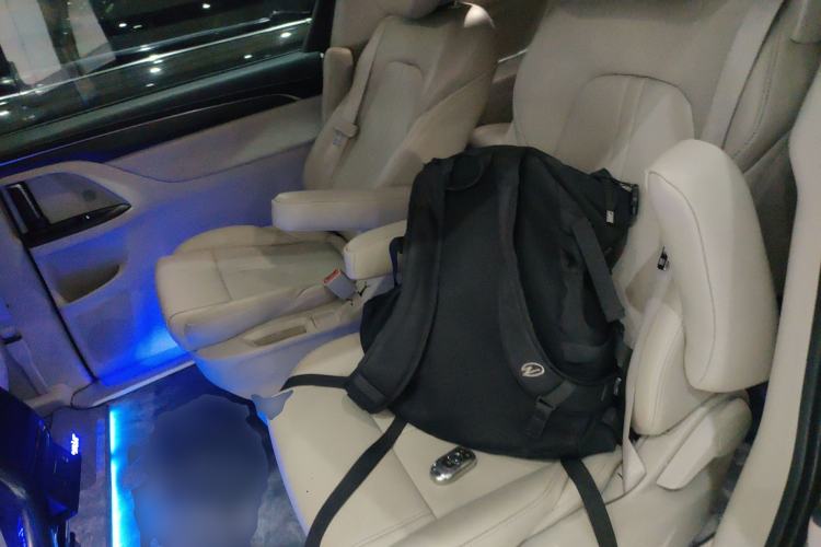 Used Buick GL8 2023 ES Lu Zun Comfort Model
