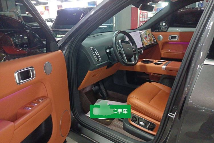 Used Li Auto L8 2024 PRO Model
