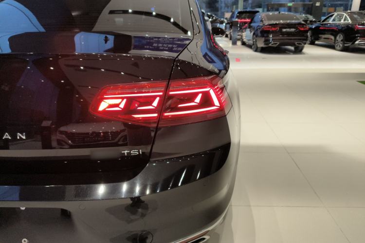 Used Volkswagen Magotan 2021 330TSI DSG 30th Anniversary Edition