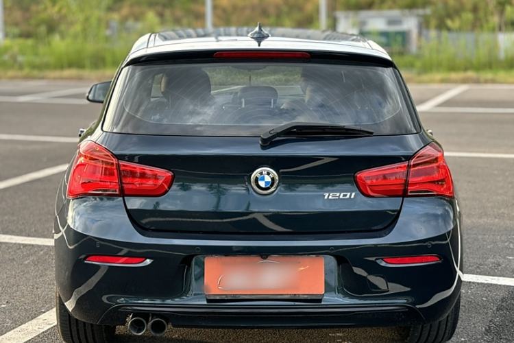 Used BMW 1 Series 2016 120i Sport Design Package
