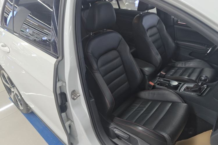 Used Volkswagen Golf GTI 2016 2.0 TSI GTI
