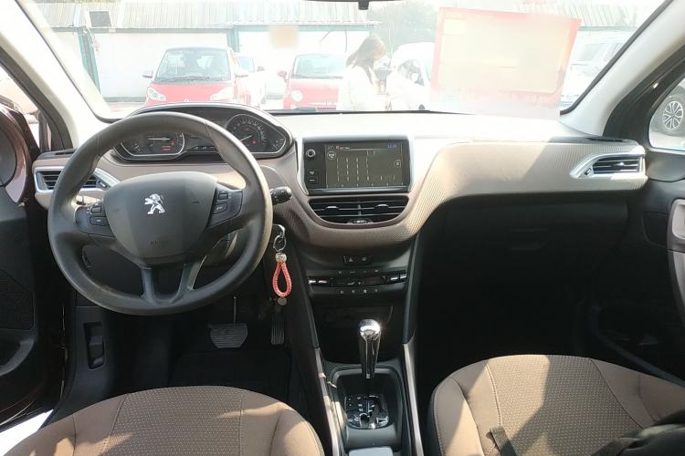 Used Peugeot 2008 2014 1.6L Automatic Fashion Edition