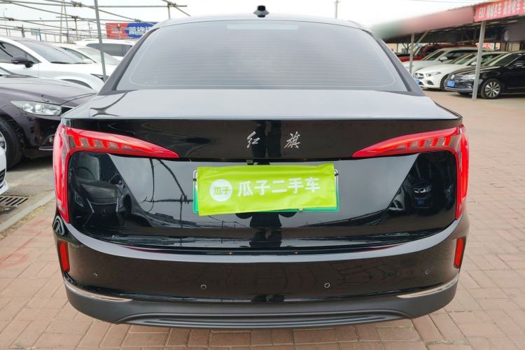 Used Hongqi E-QM5 2022 431 km Charge & Enjoy Edition