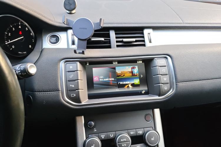 Used Land Rover Range Rover Evoque 2017 2.0T SE Smart Glow Edition
