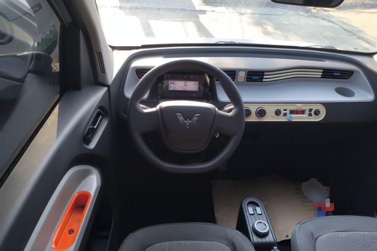 Used Wuling Hongguang MINIEV 2022 Easy Version Lithium Iron Phosphate