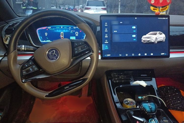 Used BYD Han 2023 EV Champion Edition 715KM Front-Drive Prestige Model