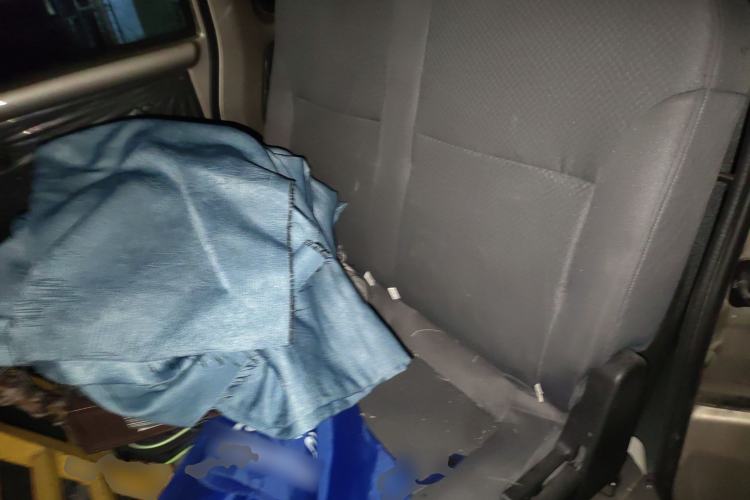 Used Wuling Rongguang EV 2022 Basic Passenger Bus Powered by Penghui Battery
