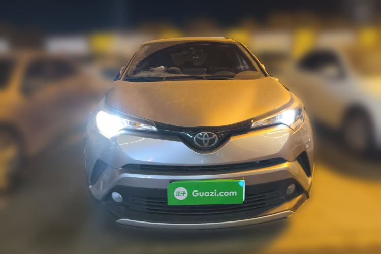 Used Toyota IZOA 2018 2.0L Yichi Version China VI Standard