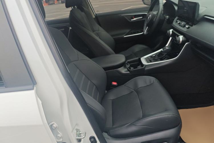 Used Toyota Wildlander 2023 Dual-Motor 2.5L E-CVT Four-Wheel Drive Prestige Edition
