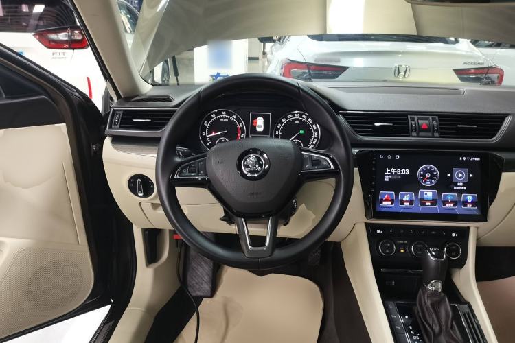 Used Skoda Superb 2016 TSI330 DSG Smart Drive Edition
