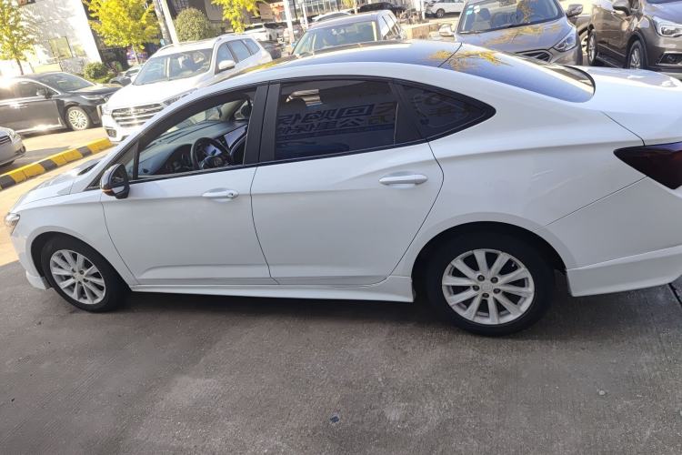 Used Buick Verano 2015 Sedan 20T Dual-Clutch Leading Model
