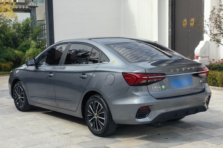 Used Roewe i5 2021 Revised Version 1.5L CVT Diamond Edition
