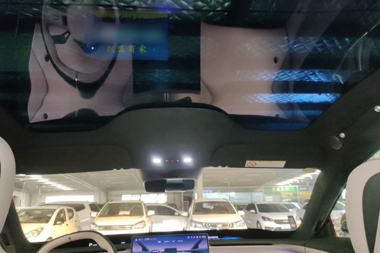 Used  YU7 2025 Ultra-Long Range High-Performance All-Wheel-Drive Max Edition
