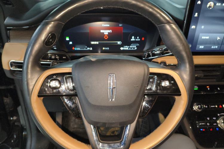 Used Lincoln Corsair 2022 2.0T Two-Wheel Drive Luxury Edition