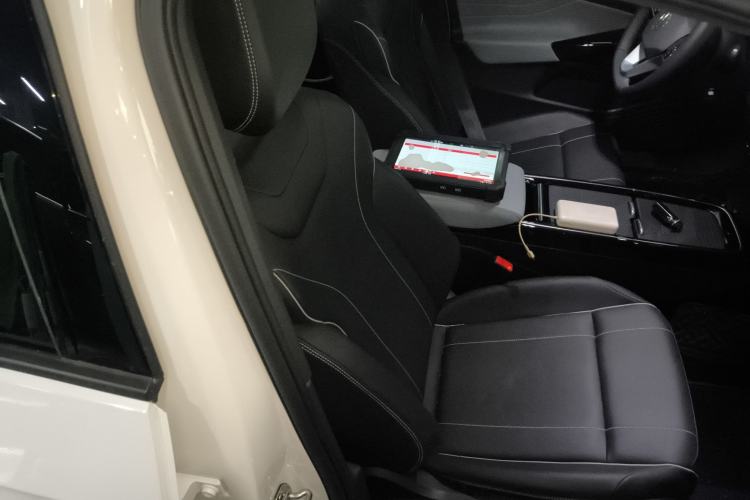 Used Volkswagen ID.4 X 2025 Smart Version Pure & Intelligent Enjoyment Edition
