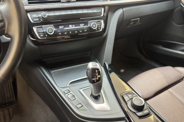 Used BMW 3 Series 2018 320Li Fashion Model