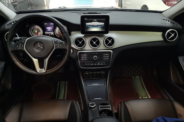 Used Mercedes-Benz GLA 2016 GLA 200 Fashion Model
