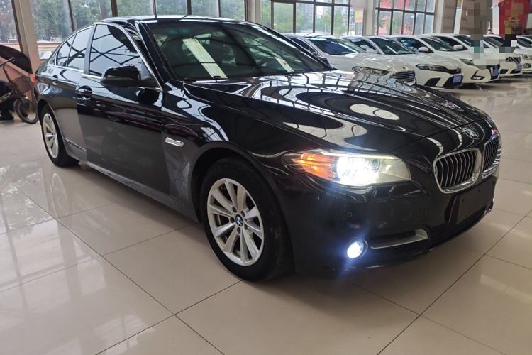 Used BMW 5 Series 2014 520Li Elegant Model
