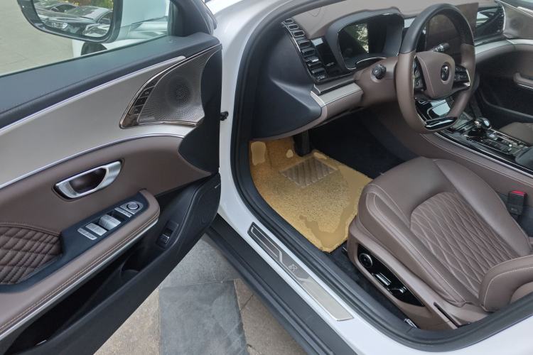 Used BYD Han 2022 DM-i 121KM Prestige Model
