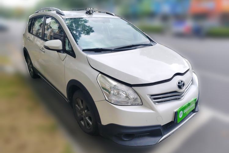 Used Toyota Verso 2015 180E CVT Crossover Edition
