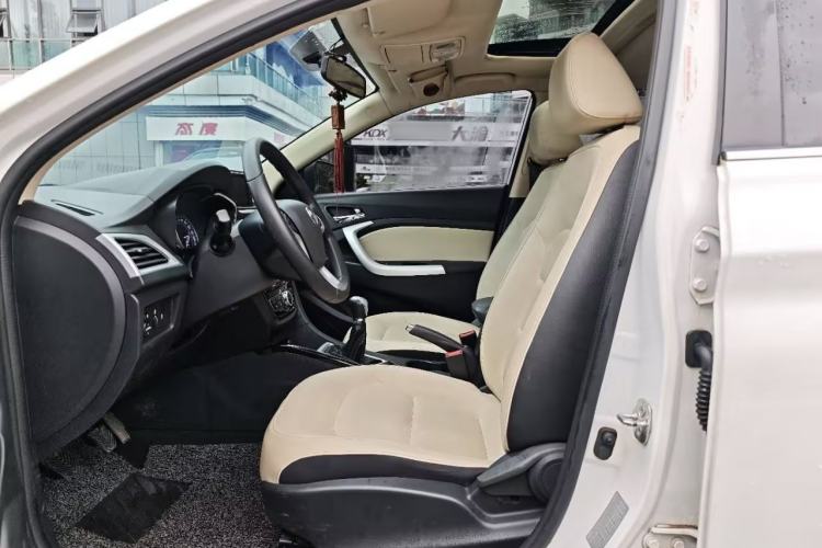 Used Changan Alsvin V7 2016 1.6L Manual Enjoyment Model China V Standard
