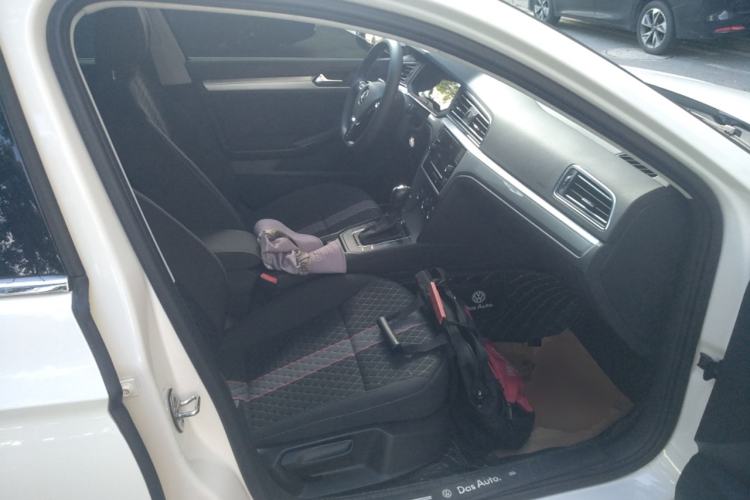 Used Volkswagen Lamando 2021 230TSI DSG Fashion Edition
