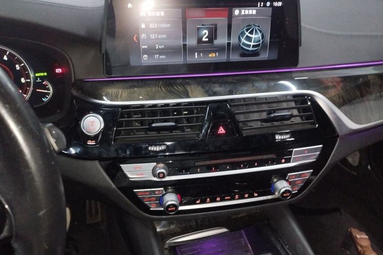 Used BMW 5 Series 2018 Restyled 530Li Leading Edition M Sport Package
