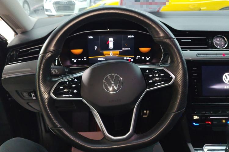 Used Volkswagen Magotan 2023 2 Million Units Limited Edition 330TSI DSG Leading Version