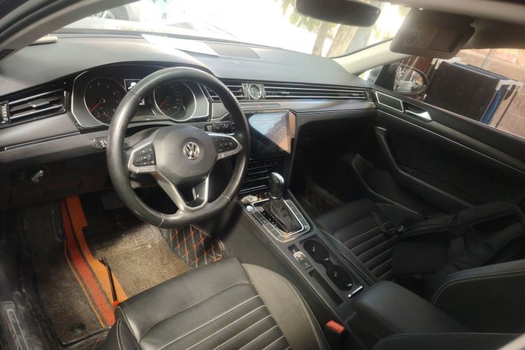 Used Volkswagen Magotan 2020 330TSI DSG Leading Model
