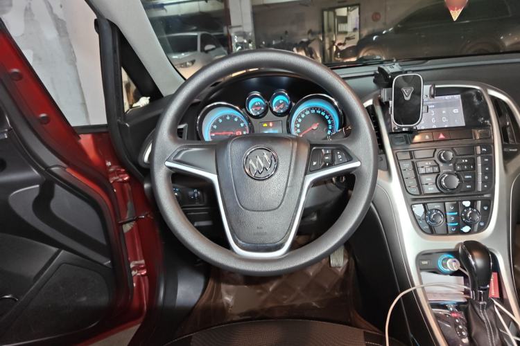 Used Buick GT 2013 XT 1.6L Automatic Fashion Edition