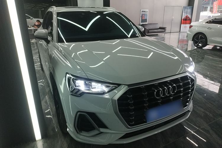 Used Audi Q3 2023 35 TFSI Progressive Dynamic Edition (1.4T)
