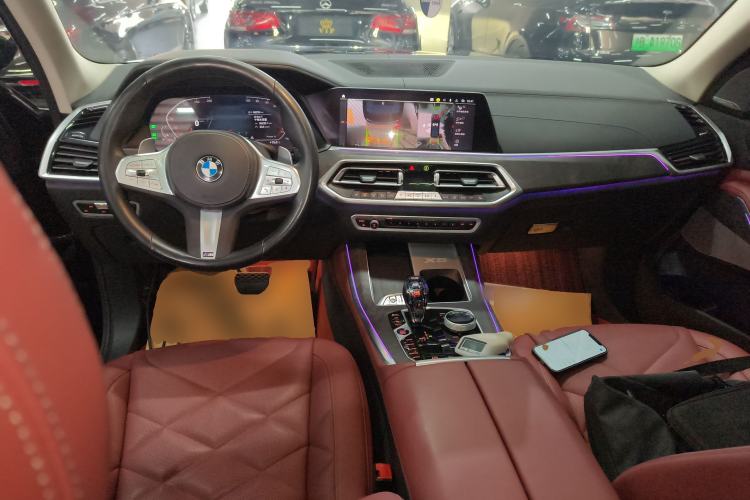 Used BMW X5 2022 Restyled xDrive 30Li Luxury Version M Sport Package
