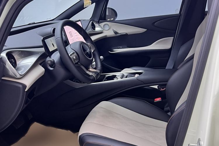 Used BYD Dolphin 2023 420 km Fashion Edition
