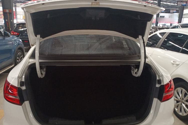 Used Ford Escort 2019 Revised 1.5L Automatic ZhiXiang Version (Tire Pressure Monitoring) China VI Standard
