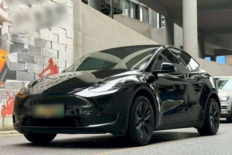 Used Tesla Model Y 2023 Rear-Wheel-Drive Version
