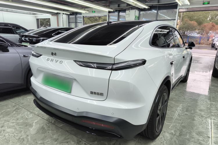 Used ONVO L60 2024 60 kWh Rear-Drive Version