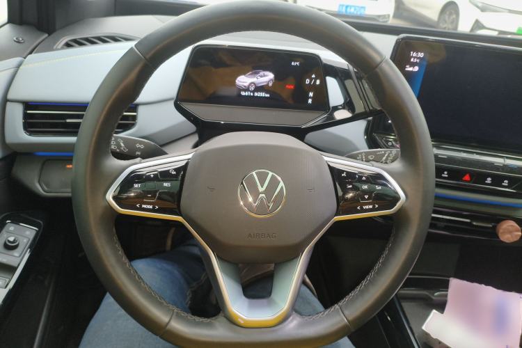 Used Volkswagen ID.4 X 2022 Smart Enjoyment Long-Range Edition