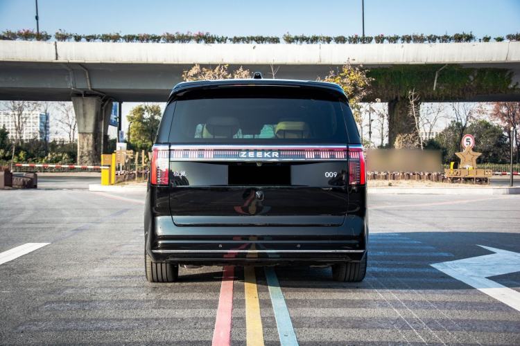 Used Zeekr 009 2022 WE Edition
