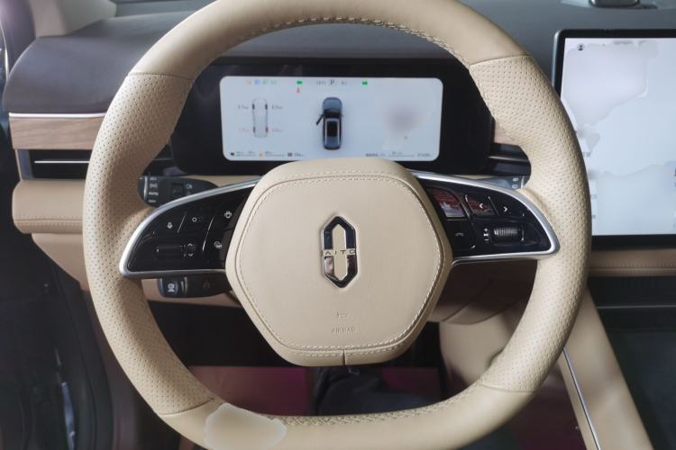 Used Hima AITO M7 2024 1.5T Rear-Drive Plus Version 5 Seats
