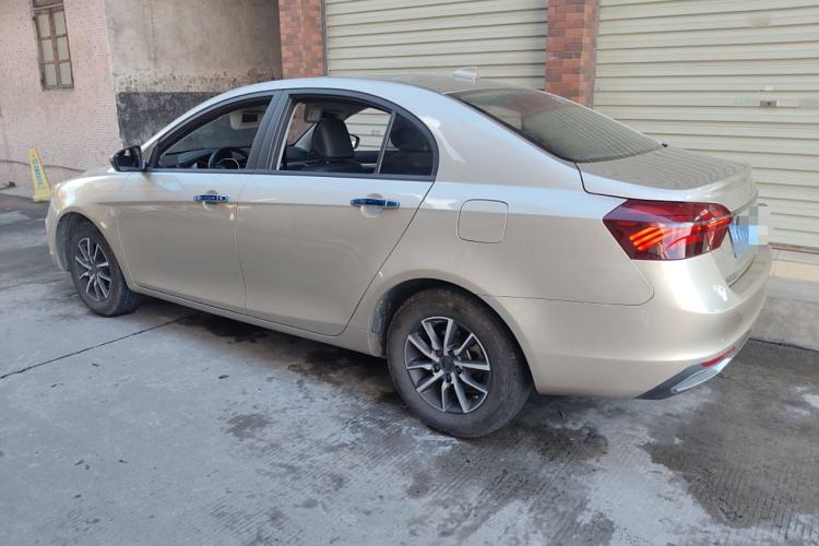Used Geely Auto Emgrand 2019 Leading Edition 1.5L CVT Luxury Model China VI Standard
