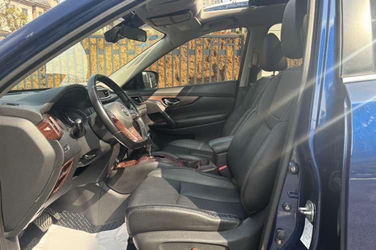 Used Nissan X-Trail 2019 2.0L CVT SmartConnect 7-Seater Comfort Edition 2WD