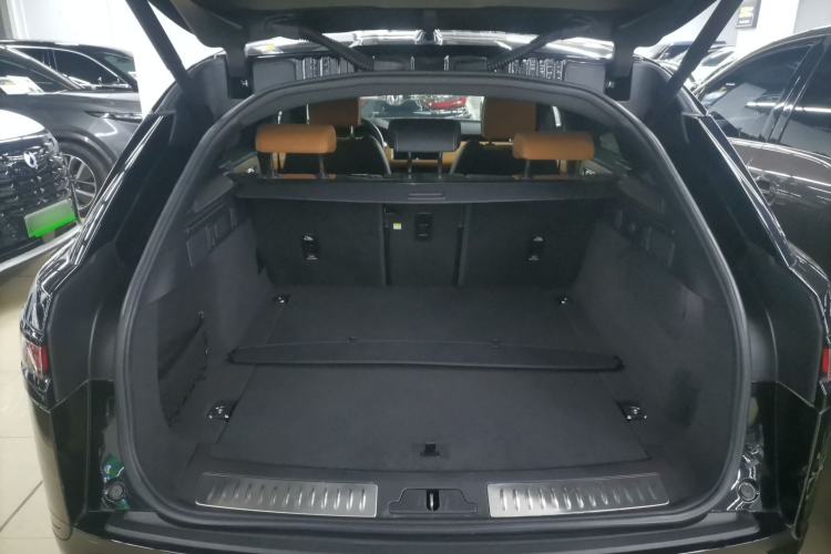 Used Land Rover Range Rover Velar 2023 250 PS Ebony Black Limited Edition
