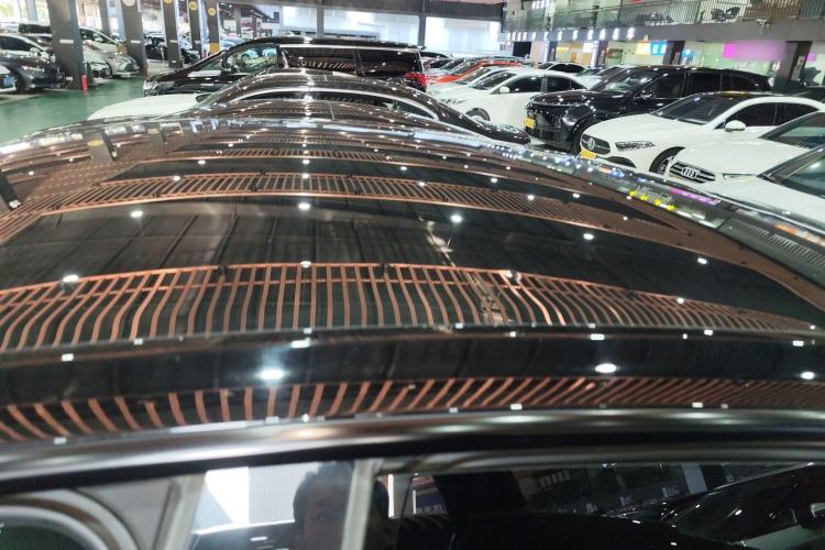 Used Tesla Model Y 2023 Long-Range All-Wheel-Drive Version
