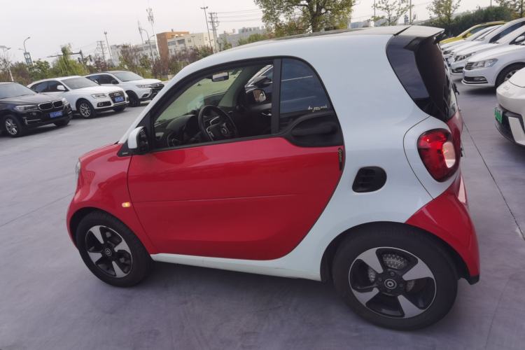 Used  fortwo 2018 1.0L 52kW Hardtop Passion Edition China V Standard
