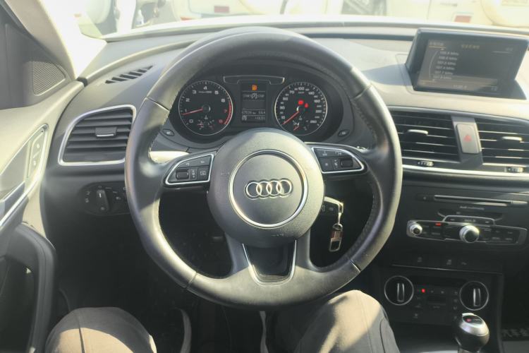 Used Audi Q3 2017 30 TFSI Fashion Model
