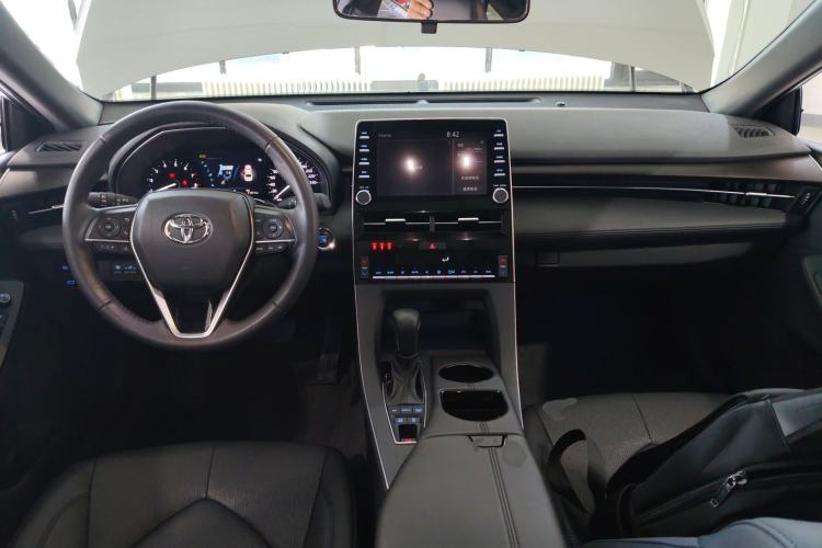 Used Toyota Avalon 2021 2.5L Luxury Edition
